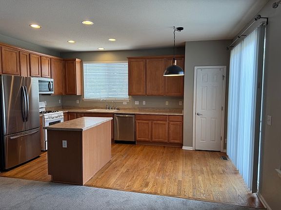 5th image of 13798 Leyden St