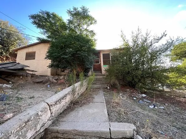 5876 VAN WINKLE Avenue, Miami, AZ 85539