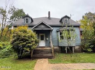 1057 Nys Rte #9N, Saratoga Springs, NY 12866