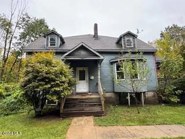 1057 NYS Route 9N, Saratoga Springs, NY 12866