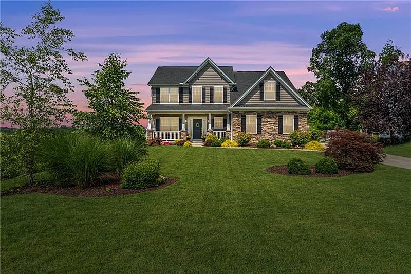 1st image of 1031 Autumn Woods Dr