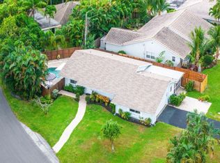750 Heron Dr, Delray Beach, FL 33444