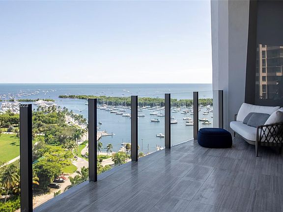 5th image of 2811 S Bayshore Dr Unit 14D