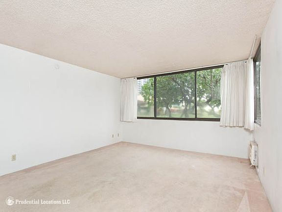 4th image of 55 S Kukui St APT D315