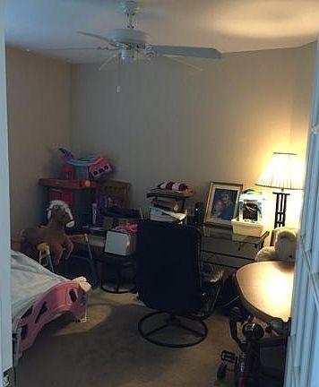 5th image of 901 NW 20th Ave