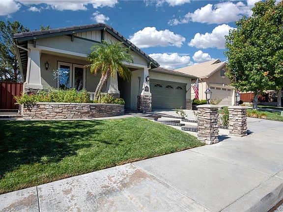 3rd image of 39447 Napa Creek Dr