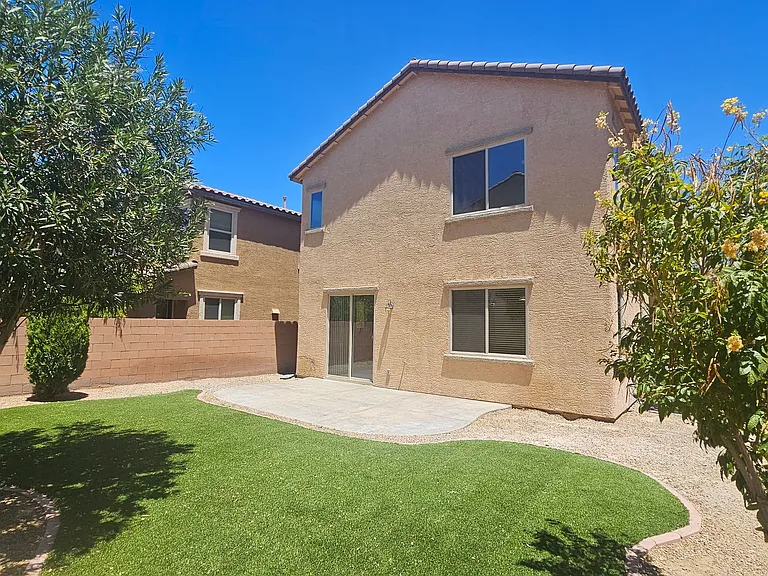 5367 Glenburnie St — Photo 48