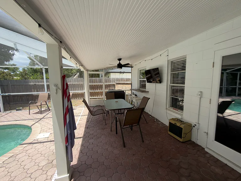 206 N Beverly Ave — Photo 16