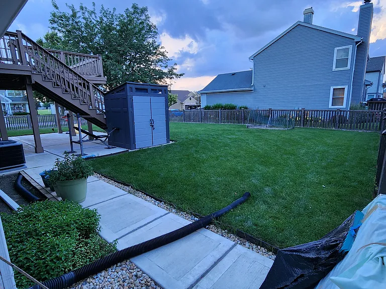 302 Barton Ct — Photo 3