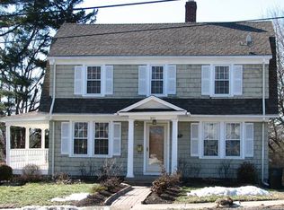 355 Curtis St, Meriden, CT 06450