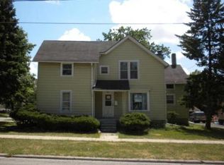 841 Grove St, Aurora, IL 60505