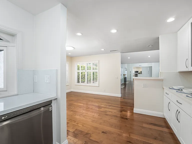 27725 Calle Valdes — Photo 12