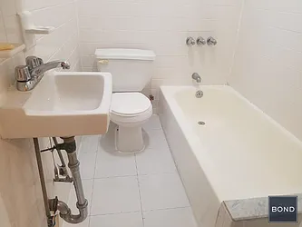 Rented by Bond New York