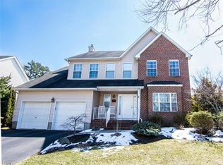 15 Barnegat Dr, Old Bridge, NJ 08857