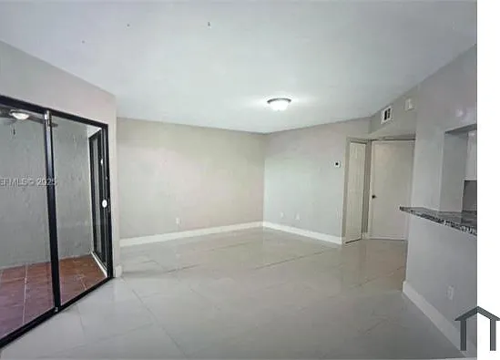 1400 Jefferson Dr #G — Photo 6