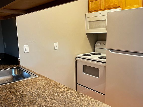 4th image of 3806 Hyde Park Ave APT D