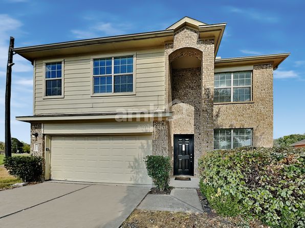 3903 Hawthorn Glen Ct