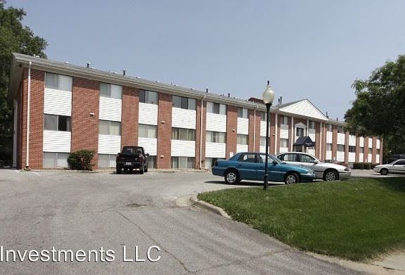 4th image of 2717 N 73rd St APT 101