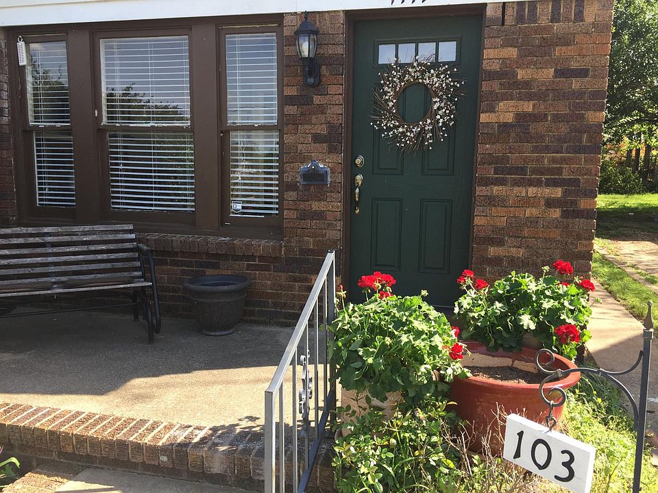 2nd image of 4119 El Campo Ave APT 103