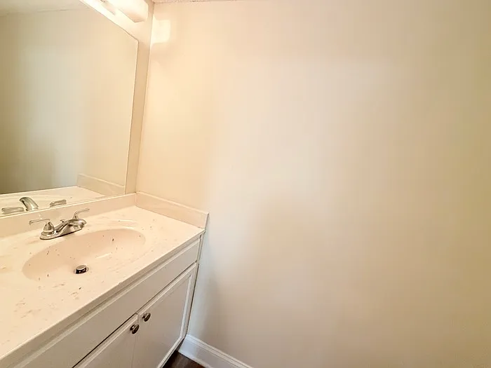 4030 Hawthorne Ave SE #2 — Photo 7
