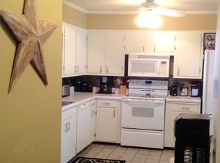 551 Scotch Elm Ln, Galesburg, IL