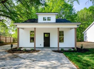 47 Main St, Pelzer, SC 29669