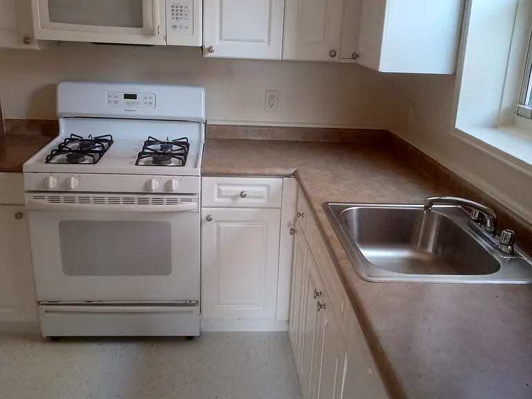 142 Pelham Rd #4D — Photo 3