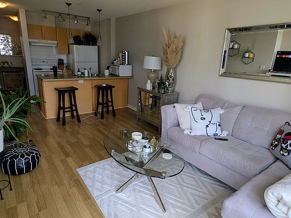 2nd image of 1178 Heffley Cres