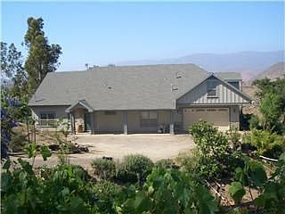 House 2700 sq ft