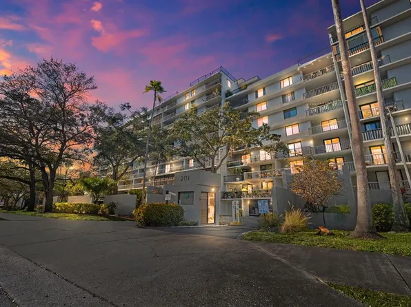 201 W Laurel St APT 310, Tampa, FL 33602