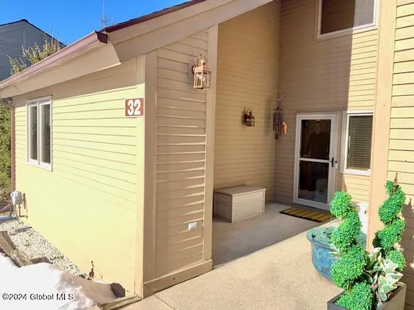 441 Lockhart Mountain Road Unit 32, Lake George, NY 12845