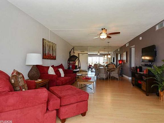 4th image of 3300 N Palm Aire Dr APT 402