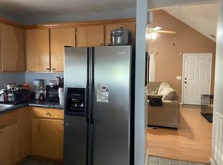 228 Cricket Hill Dr, Lugoff, SC 29078