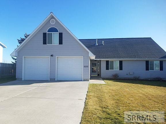 1st image of 2233 Ironwood Dr