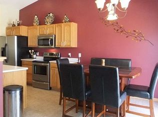 1408 Prairie Rose Dr, Sun Prairie, WI 53590