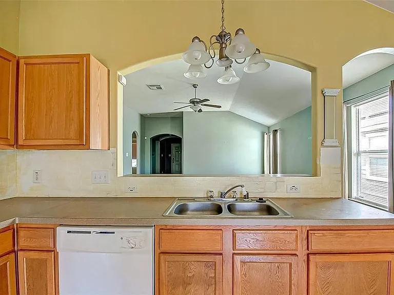 21206 Wortham Oaks Dr — Photo 9