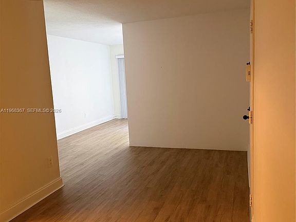 4th image of 7925 SW 86th St APT 923
