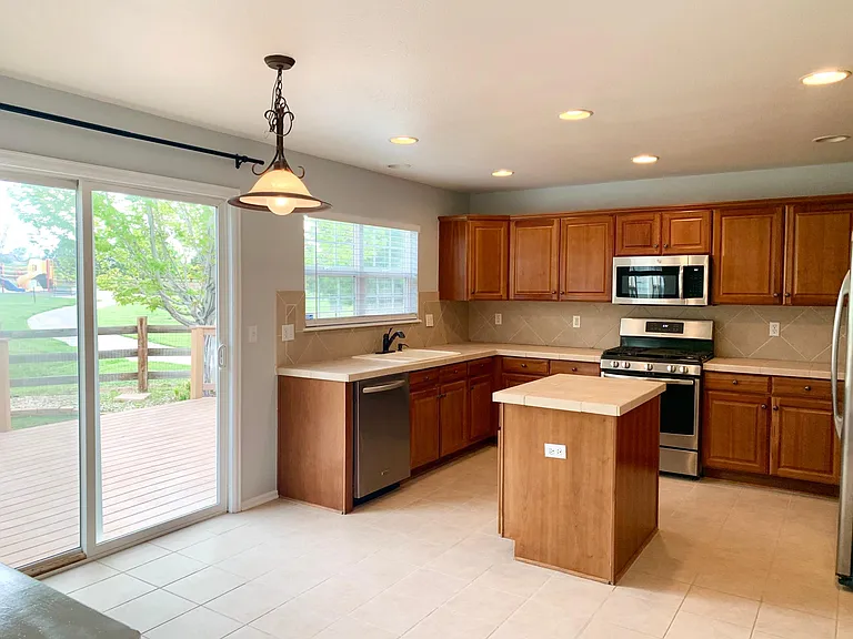 9277 Melborne Ct — Photo 11