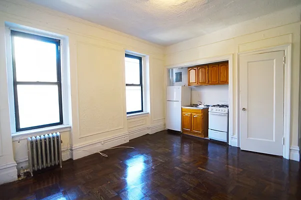 Rented by Bohemia Realty Group | media 17