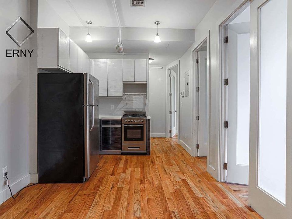 1st image of 325 Franklin Ave APT 3