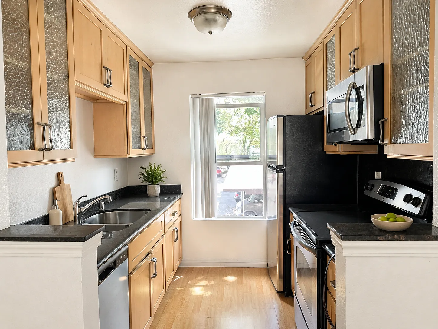 2 bed, 943 sqft, $2,800 — Photo 3