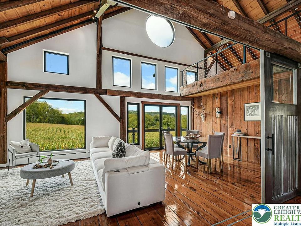 10th image of this home