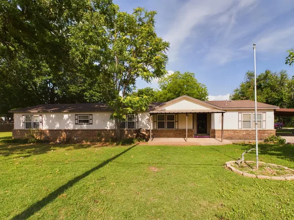 510 S 2nd St, Marlow, OK 73055