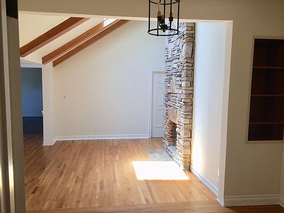 5th image of 11574 Kling St