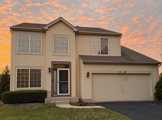 2289 Grand Pointe Trl, Aurora, IL 60503