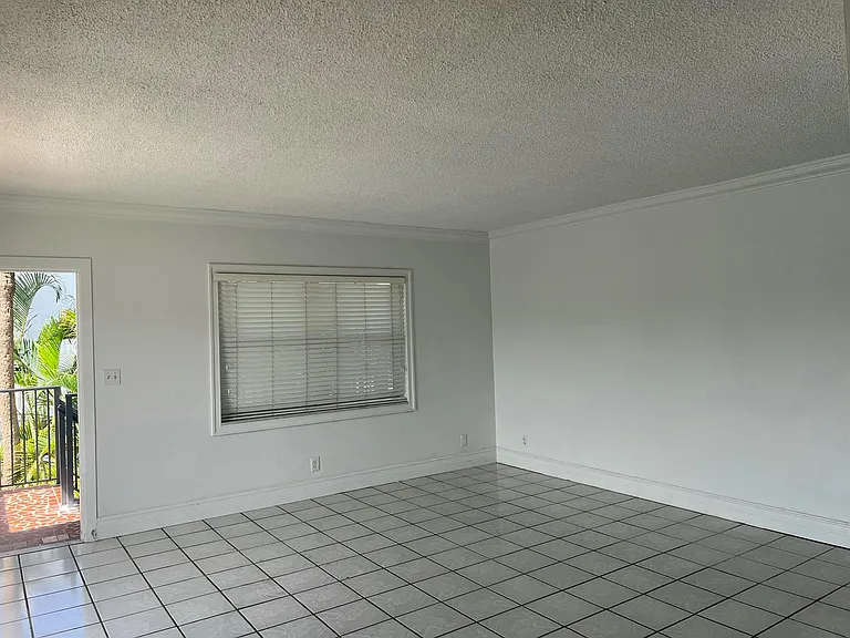 2600 S Ocean Dr #S216 — Photo 8