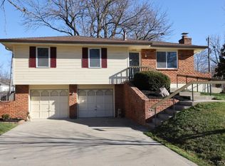5605 N Tracy Ave, Kansas City, MO 64118