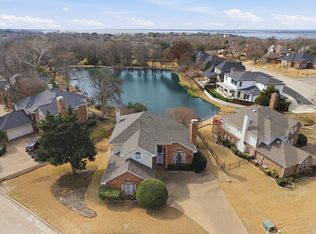 5204 Yacht Club Dr, Rockwall, TX 75032