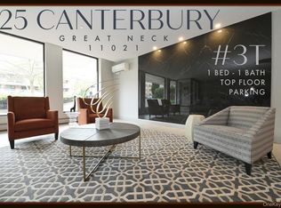25 CANTERBURY Road #3-T, Great Neck, NY 11021