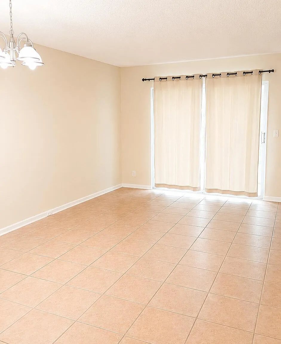 2 bed, 2.0 bath, 1106 sqft, $2,300 — Photo 4